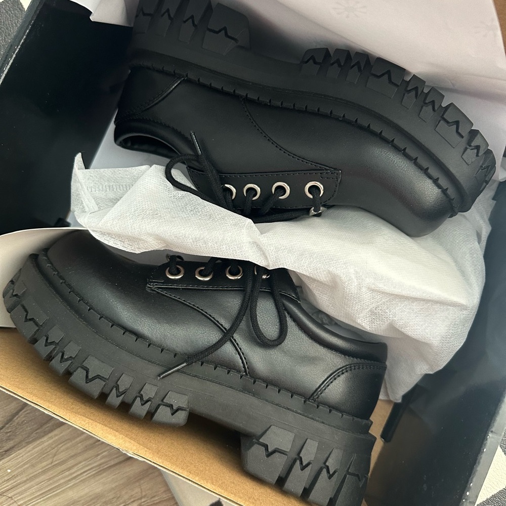 OXFORD SHOES